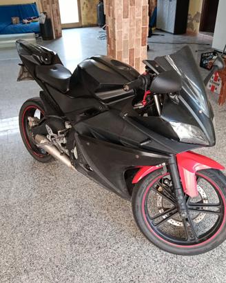Yamaha YZF R125