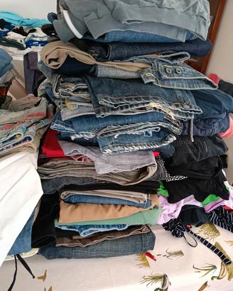 abbigliamento vario donna e uomo