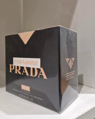 Prada noir