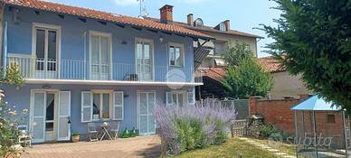 CASA SEMINDIPENDENTE A CARIGNANO