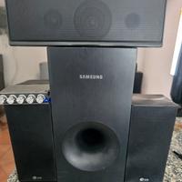 Diffusori casse con amplificatore Bluetooth.