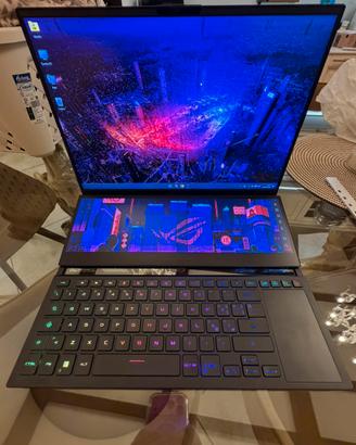 ASUS ROG Zephyrus Duo 16 RTX PARI AL NUOVO