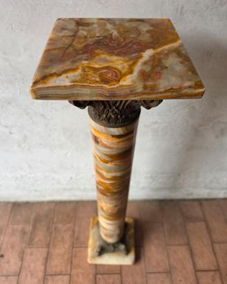 Colonnina di Marmo 
