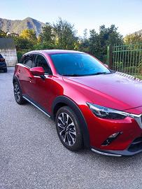 stupenda Mazda cx3 