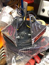 Frecce e manopole Harley Davidson