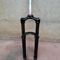 Forcella XCR 34 Suntour (piegata)