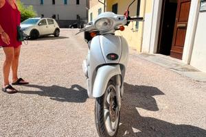 scarabeo 50 2 T anno 1998