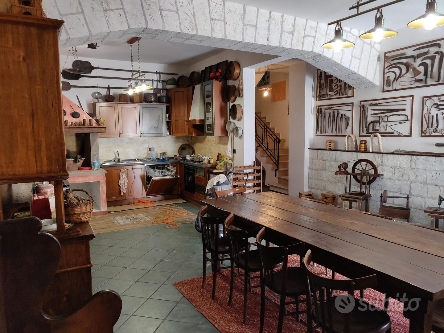 Casa tipica sarda arredata 160 mq - 20 min da algh