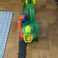 Pista hotwheels  drago