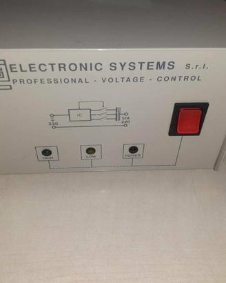 Stabilizzatore C.A. per elettrodomestici a 220 V