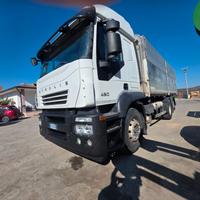 Iveco stralis trilaterale