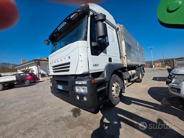 Iveco stralis trilaterale