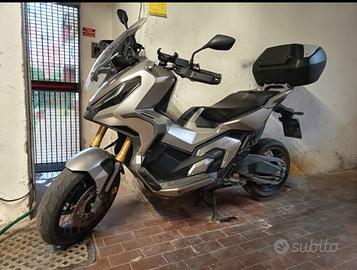 X Adv 750 Honda