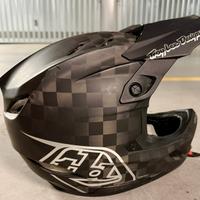Casco Troy Lee integrale carbonio