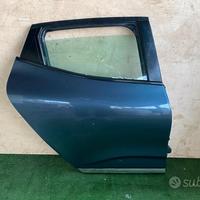 Porta posteriore destra renault clio 2022