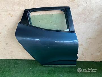 Porta posteriore destra renault clio 2022