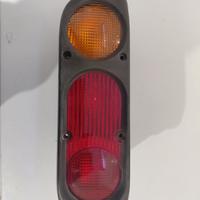 fanale posteriore  nissan terrano 2