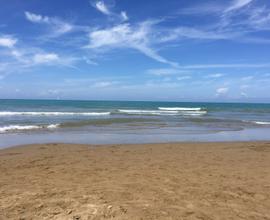 San Vincenzo due passi dal mare