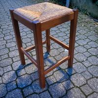 Sgabello rustico