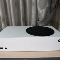 Xbox one S + Seagate Expansion Card per Xbox Serie