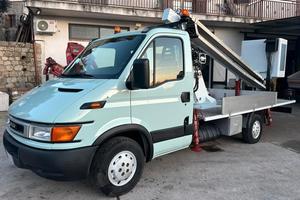 Iveco Daily 35S11 con Piattaforma Aerea 16 Metri
