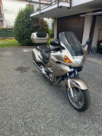 Honda Deauville 650