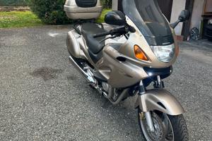Honda Deauville 650