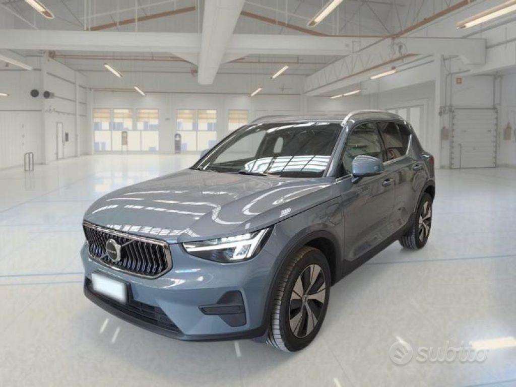 Volvo XC40 (2017-->)