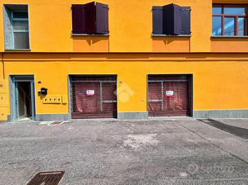 NEGOZIO A PROVAGLIO D'ISEO