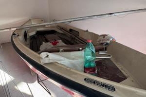 Barca a vela da ritirare