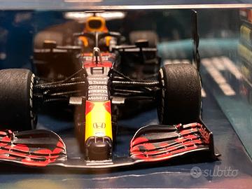 F1 Red Bull Minichamps 1:43 Verstappen 2021