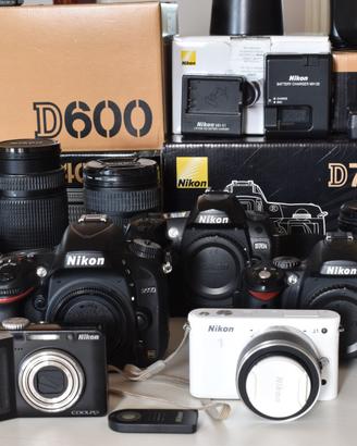 Stock NIKON Reflex - 6 Fotocamere + Obiettivi