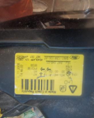 ford festa fari anteriori coppia dx e sn