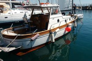 GOZZO COMENA VISIBILE  A   NAPOLI BORGO MARINARI