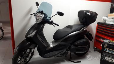 Piaggio Beverly ST 350 Nero opaco