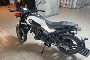 Moto Benelli LEONCINO 125CC