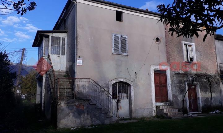 Casa Indipendente Cervaro [02122018VRG]