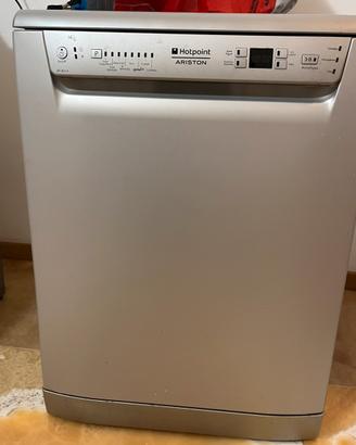 Lavastoviglie hotpoint Ariston