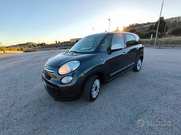 Fiat 500L living 1.6 cc 105 CV "Leggi"