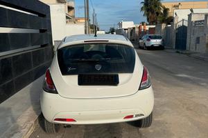 lancia y eco chic GPL  2017