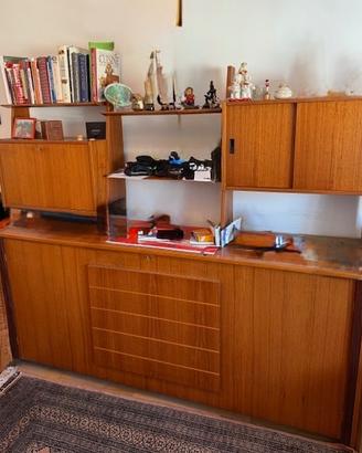 Mobile Libreria con letto a scomparsa  e tavolino