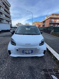 Smart ForTwo Cabrio Elettrica Bianca