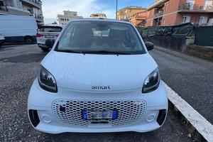 Smart ForTwo Cabrio Elettrica Bianca