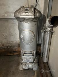 Stufa a legna in ghisa Esch Mannheim inizi ‘900