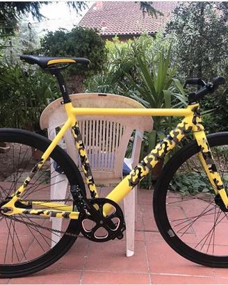 Bici scatto fisso