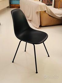 4 sedie Vitra Eames plastic chairs