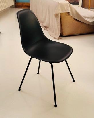 4 sedie Vitra Eames plastic chairs