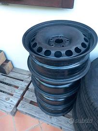Cerchioni in ferro VW Passat da 16"