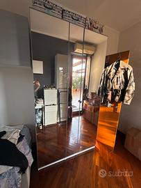 Armadio Ikea a specchio