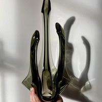 Vaso Scultoreo Mid Century In Vetro Fumé Soffiato